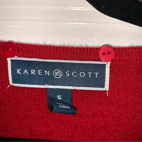 KAREN SCOTT red 🍒V-Neck sweater with Rhinestones size small - Picture 4 of 9